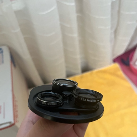 🦋HP🦋 4-in-1 Revolving Camera Lens - Picture 5 of 16